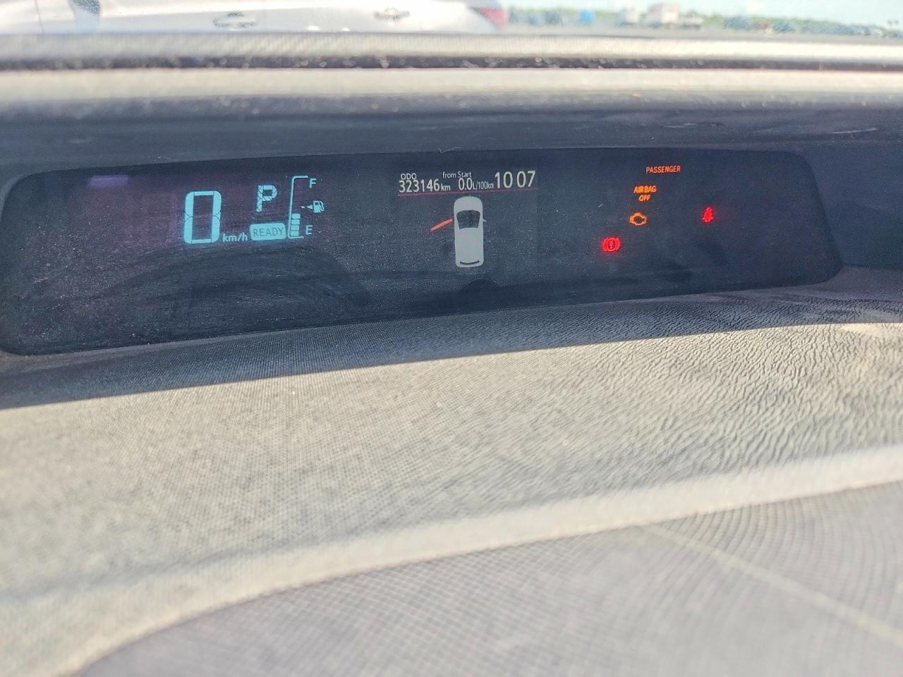 2014 TOYOTA Prius c