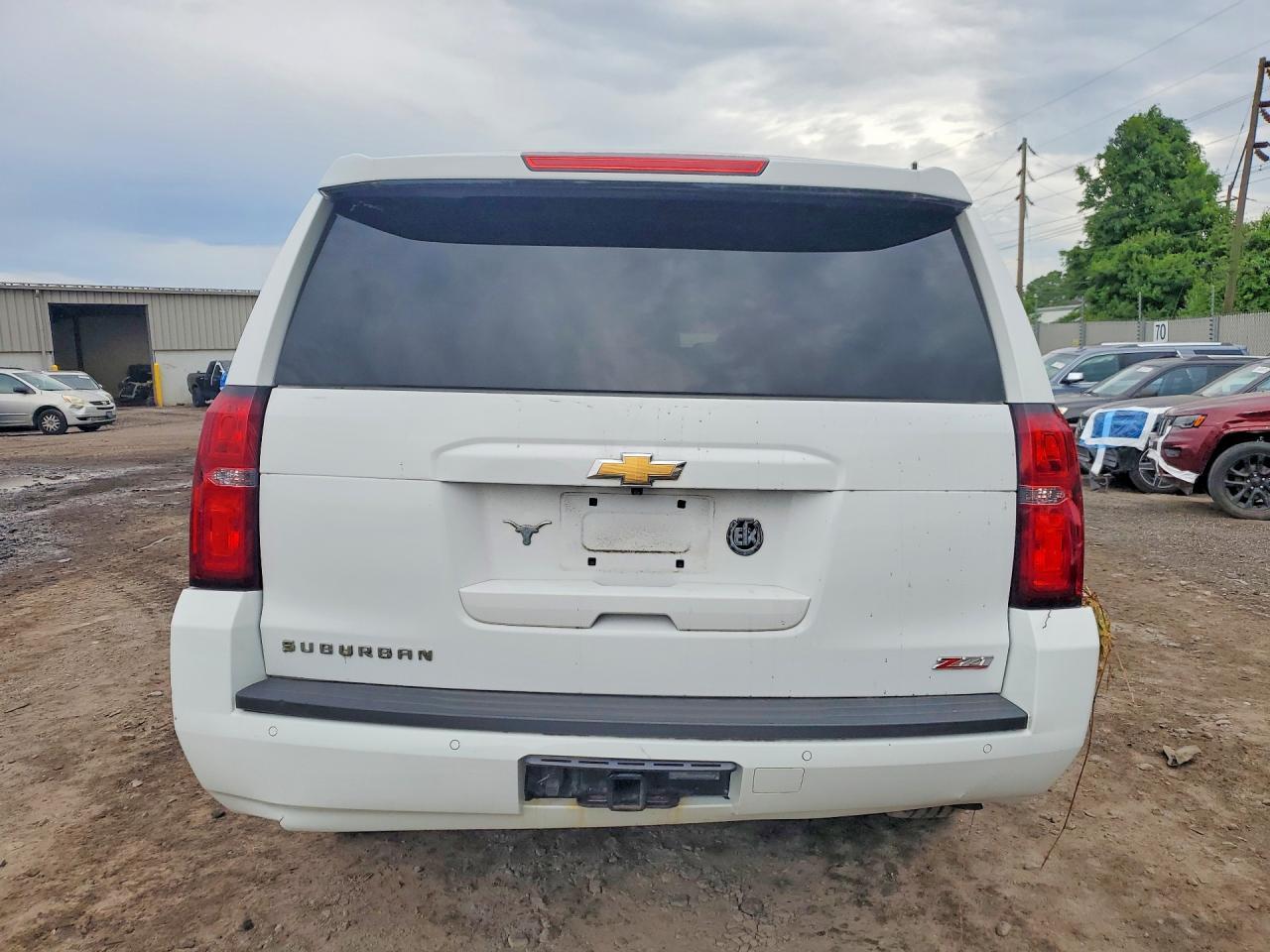 2018 CHEVROLET Suburban