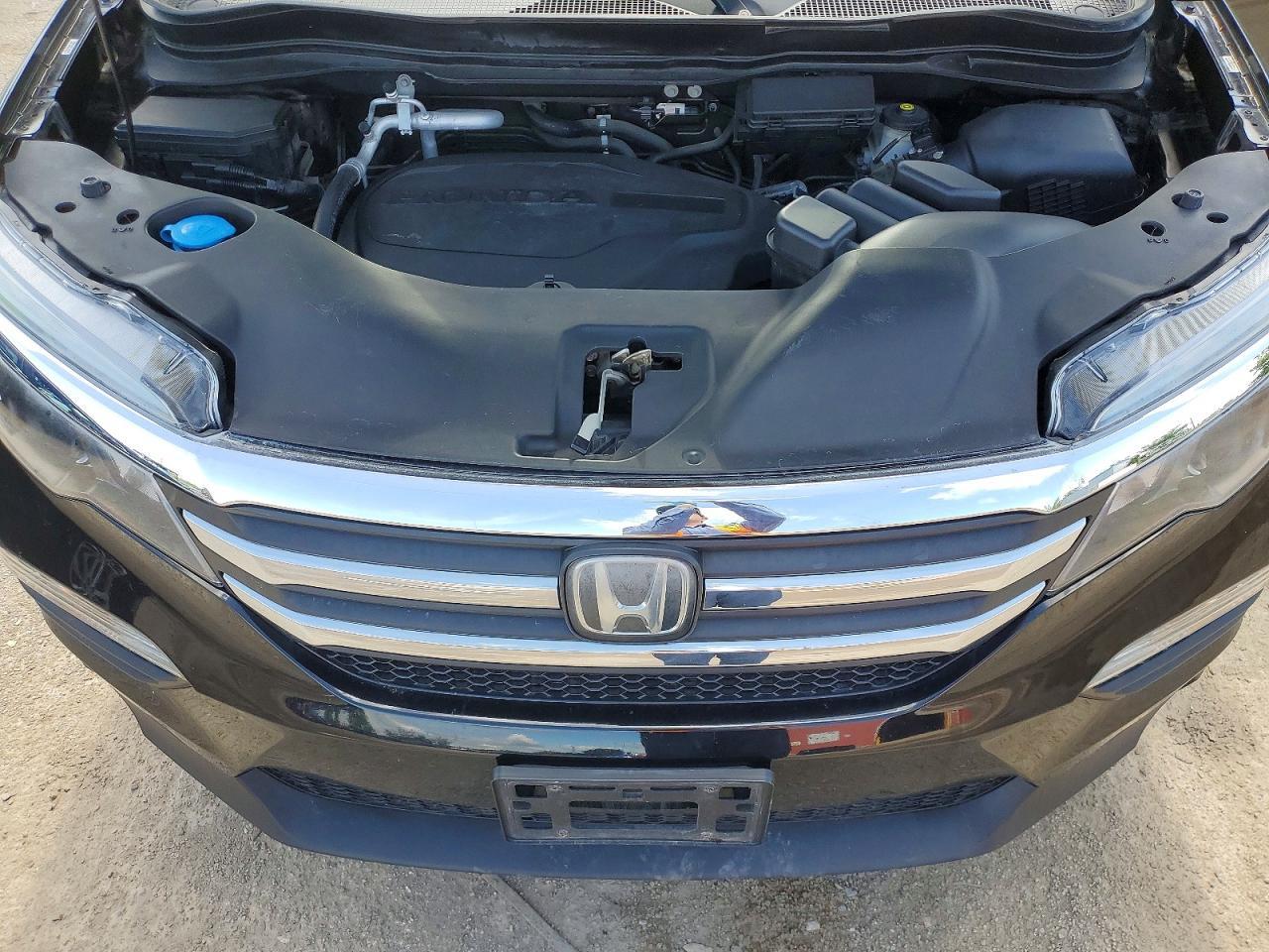 2016 HONDA PILOT