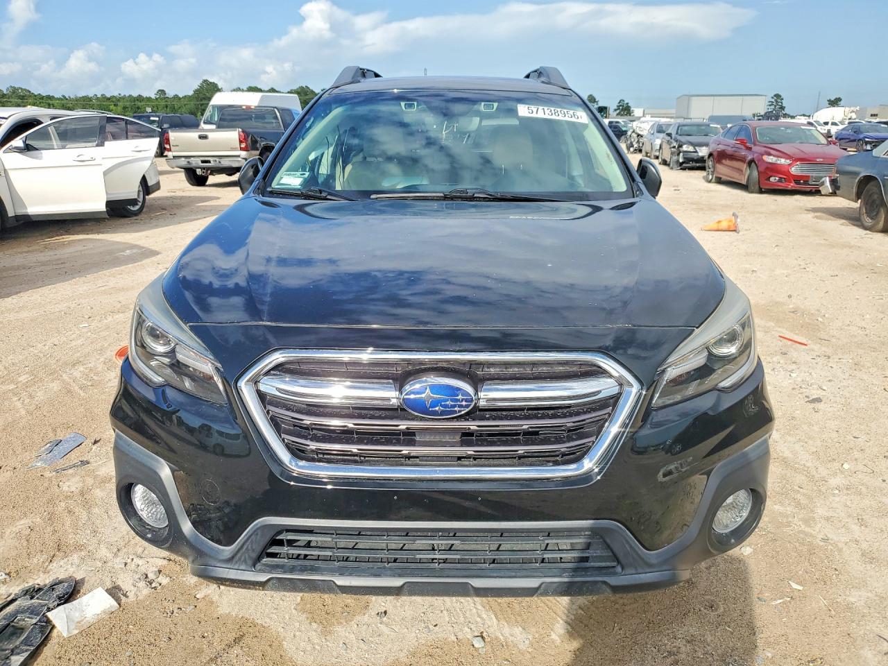 2018 SUBARU Outback