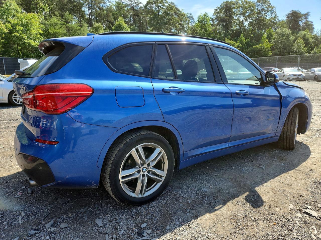 2017 BMW X1