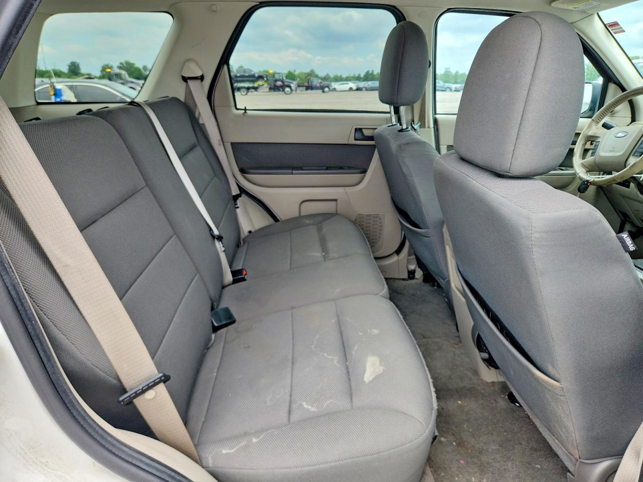 2009 FORD ESCAPE