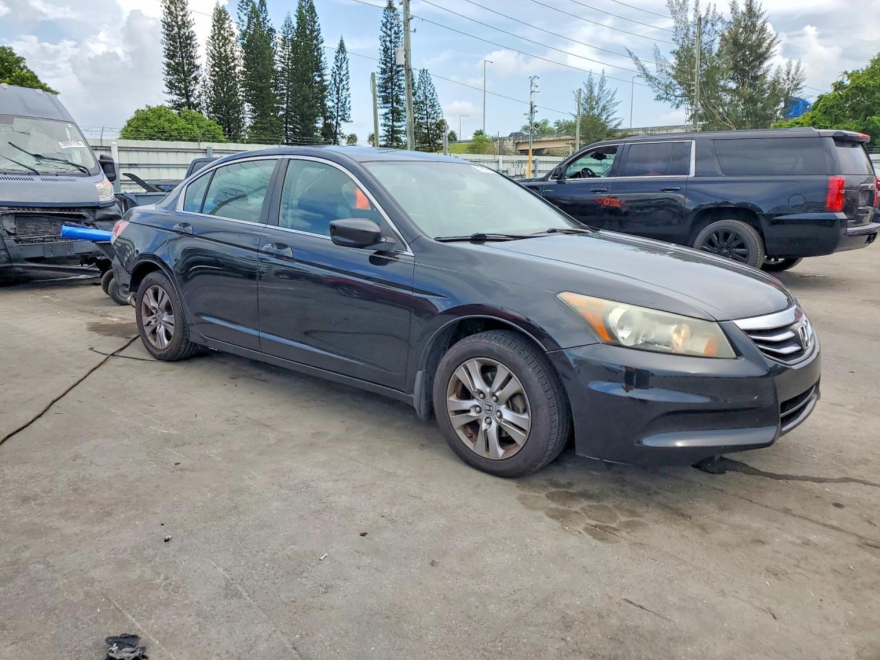 2012 HONDA ACCORD