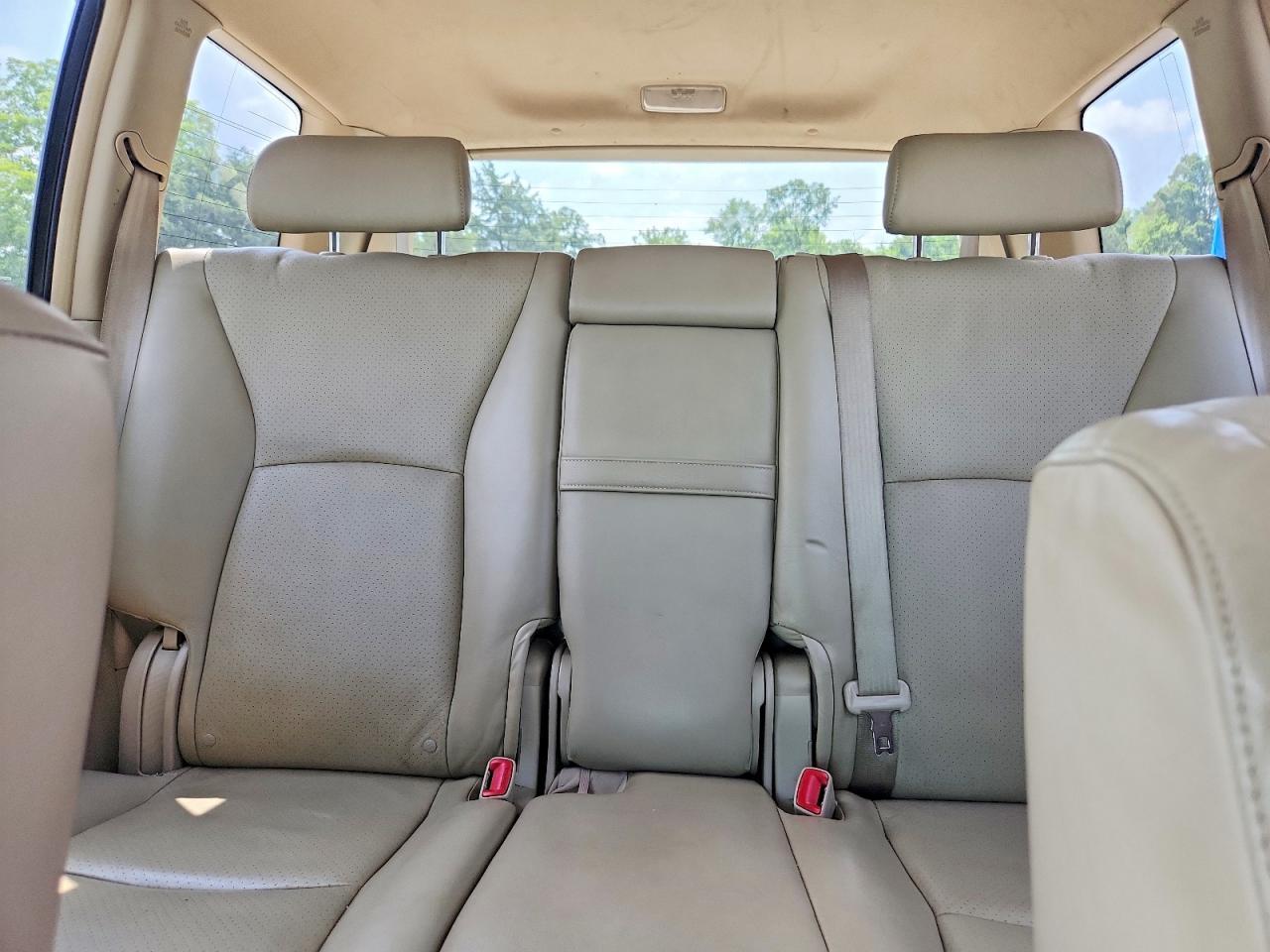 2005 TOYOTA HIGHLANDER