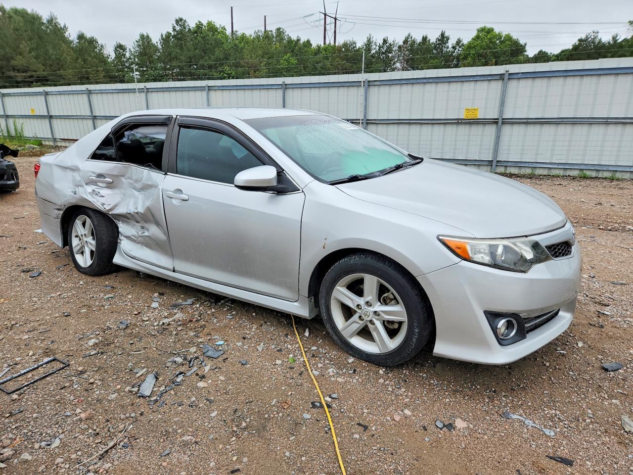 2012 TOYOTA CAMRY