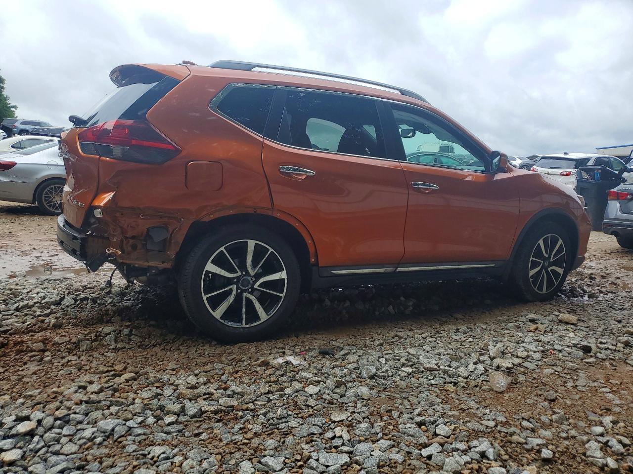 2019 NISSAN ROGUE