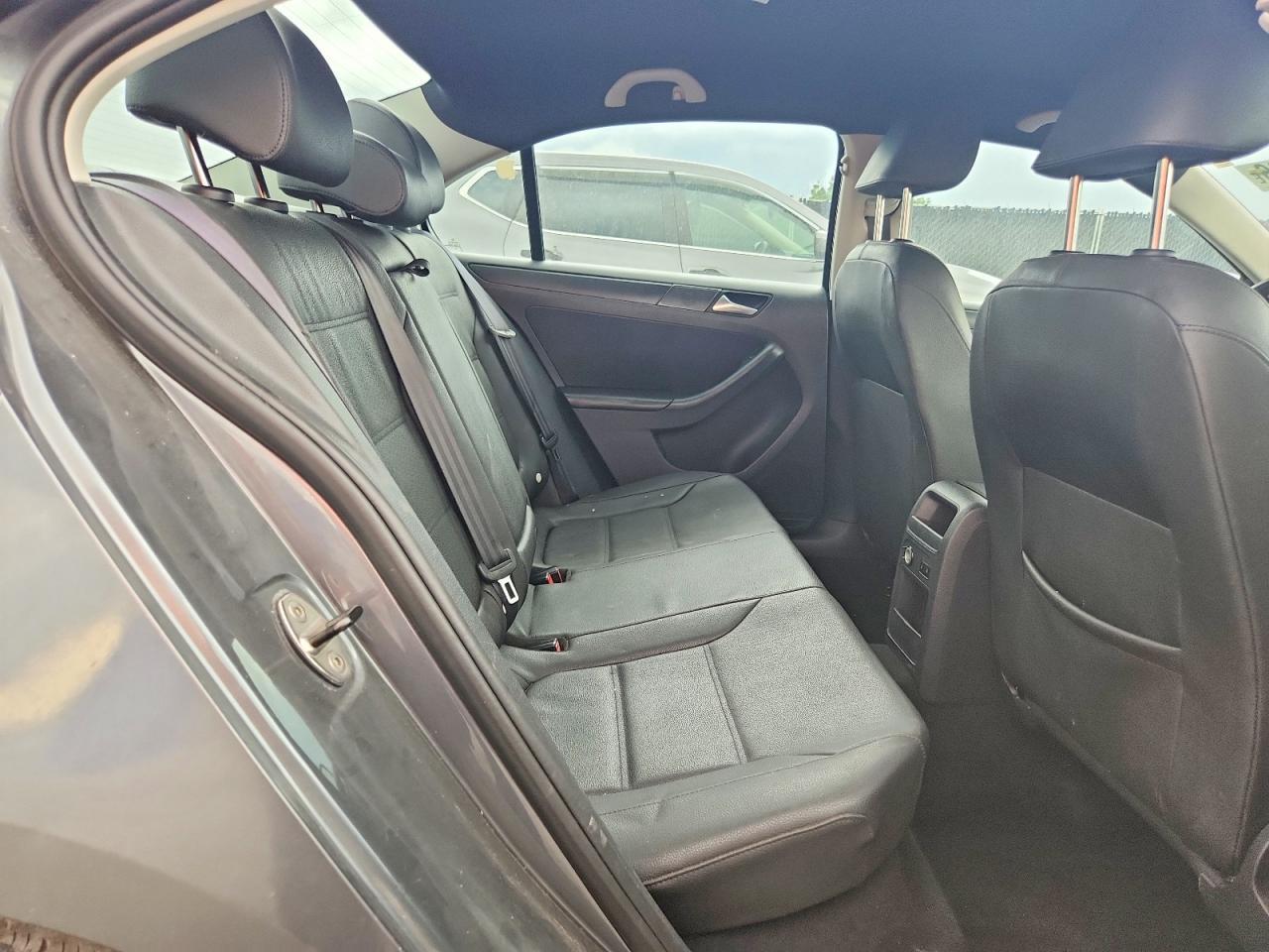 2012 VOLKSWAGEN JETTA