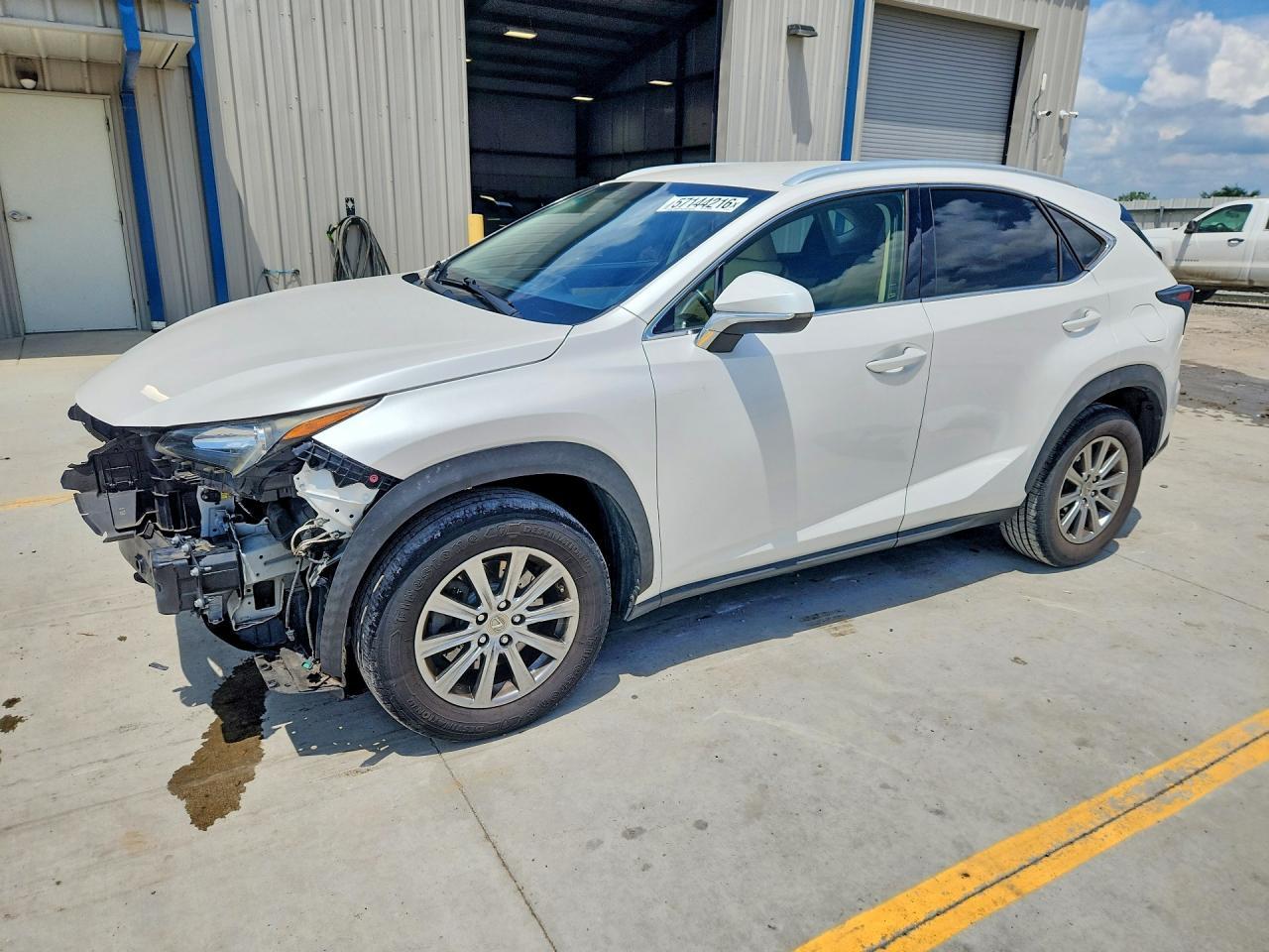 2015 LEXUS NX 200T
