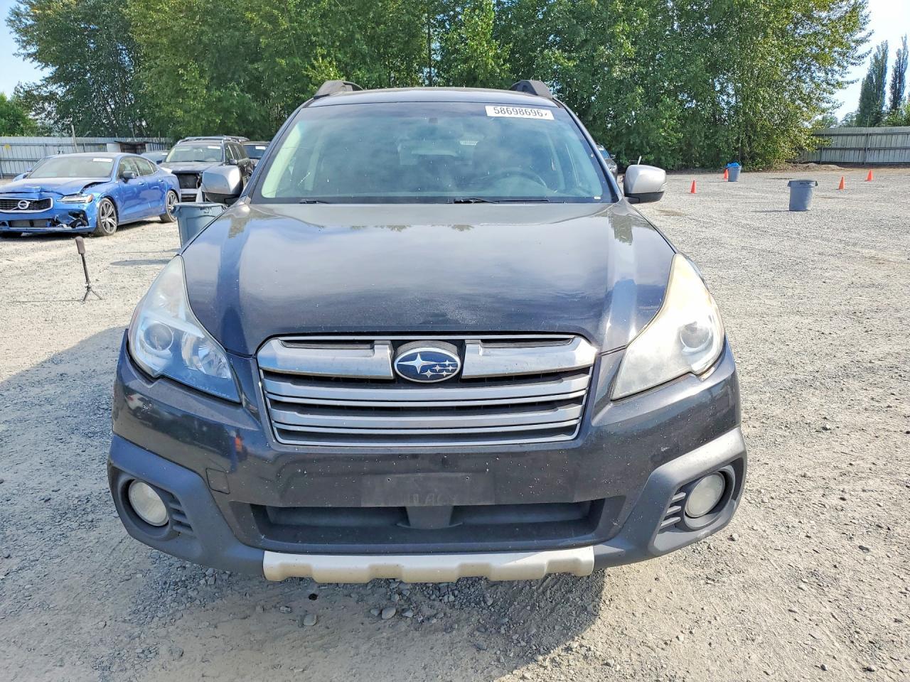 2013 SUBARU Outback