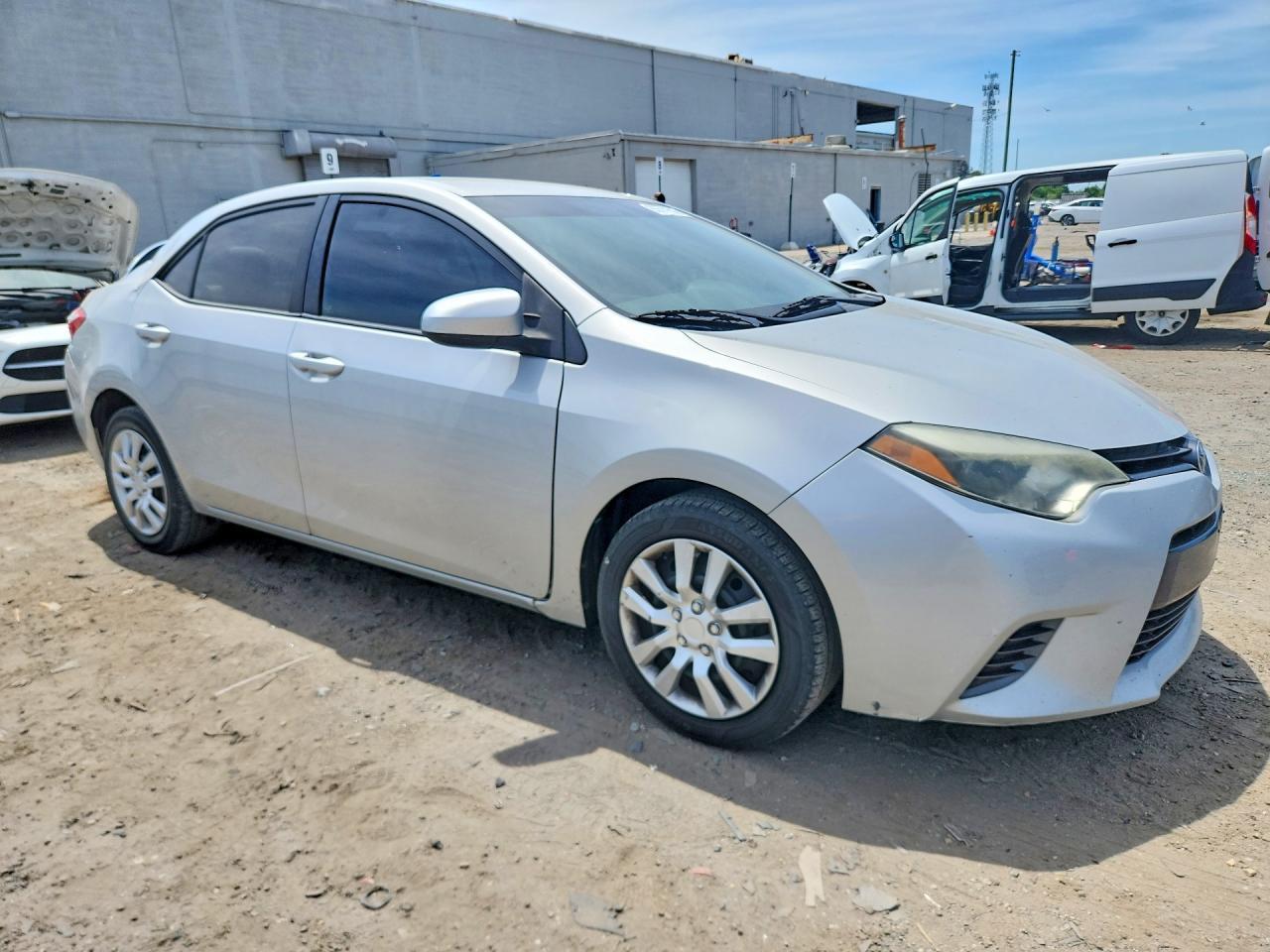 2015 TOYOTA COROLLA