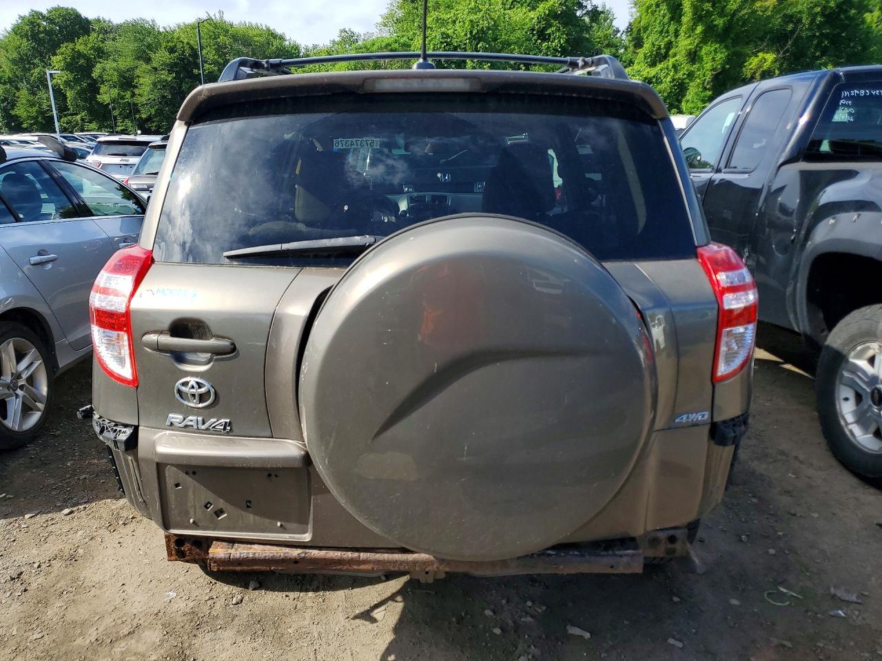 2011 TOYOTA RAV4