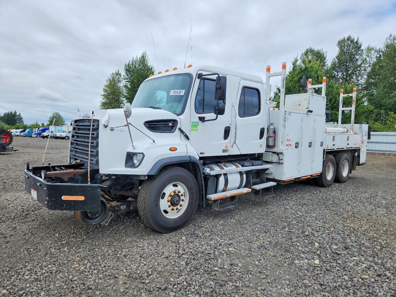 2015 FREIGHTLINER 108sd