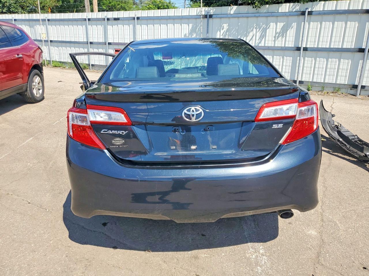 2013 TOYOTA CAMRY