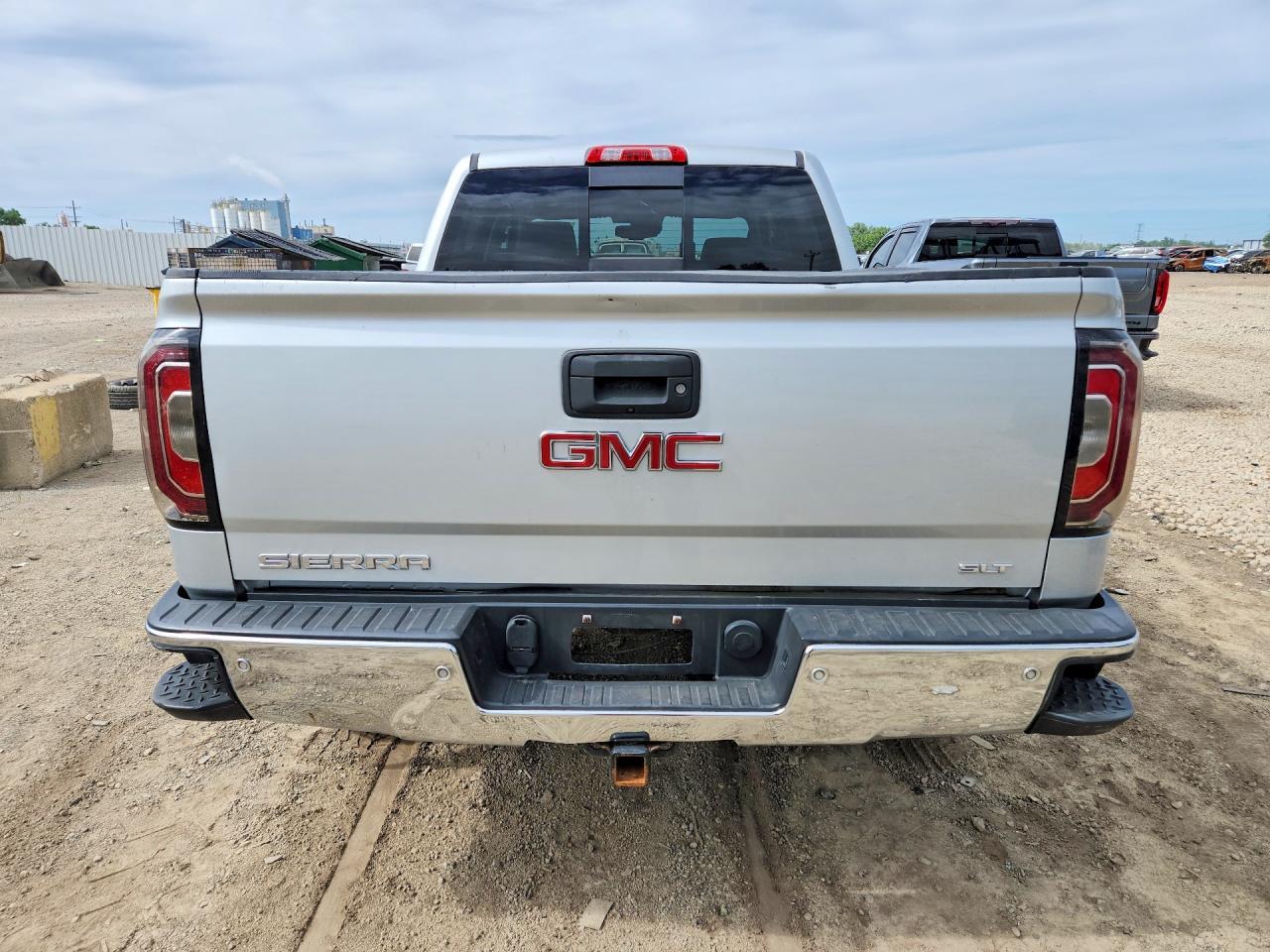 2016 GMC Sierra