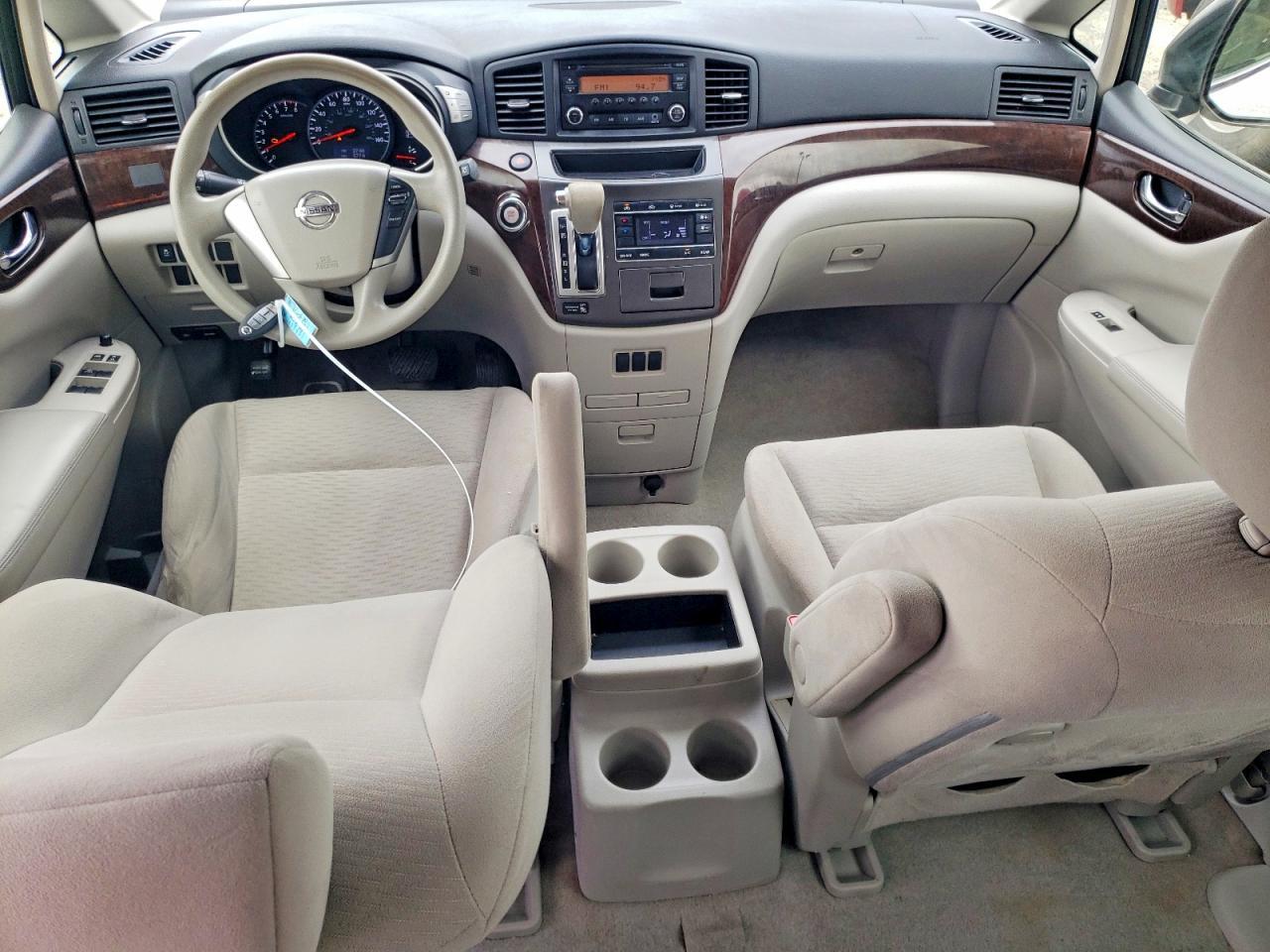 2014 NISSAN Quest