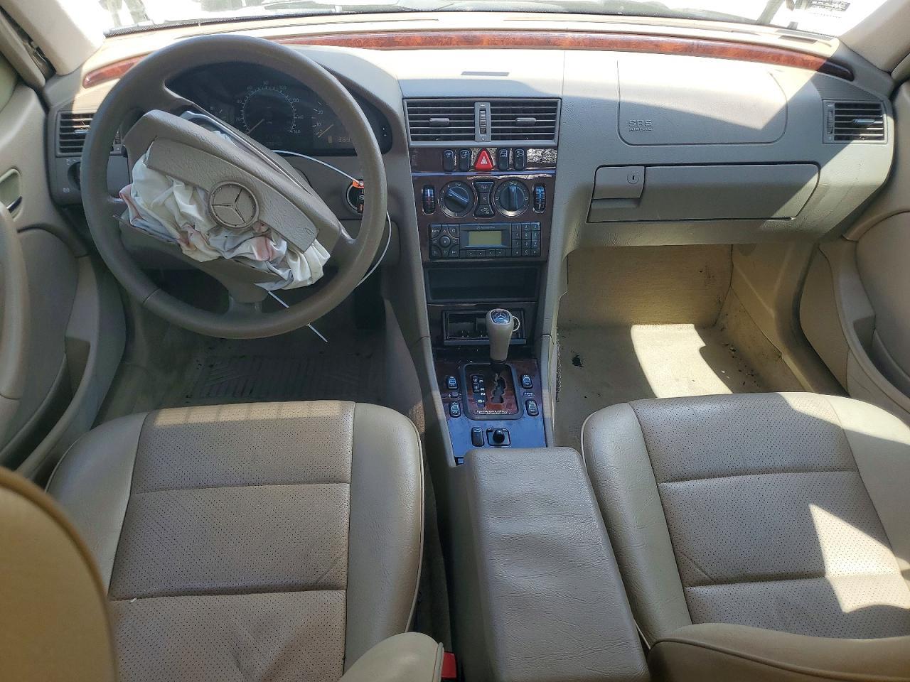 2000 MERCEDES-BENZ C-CLASS