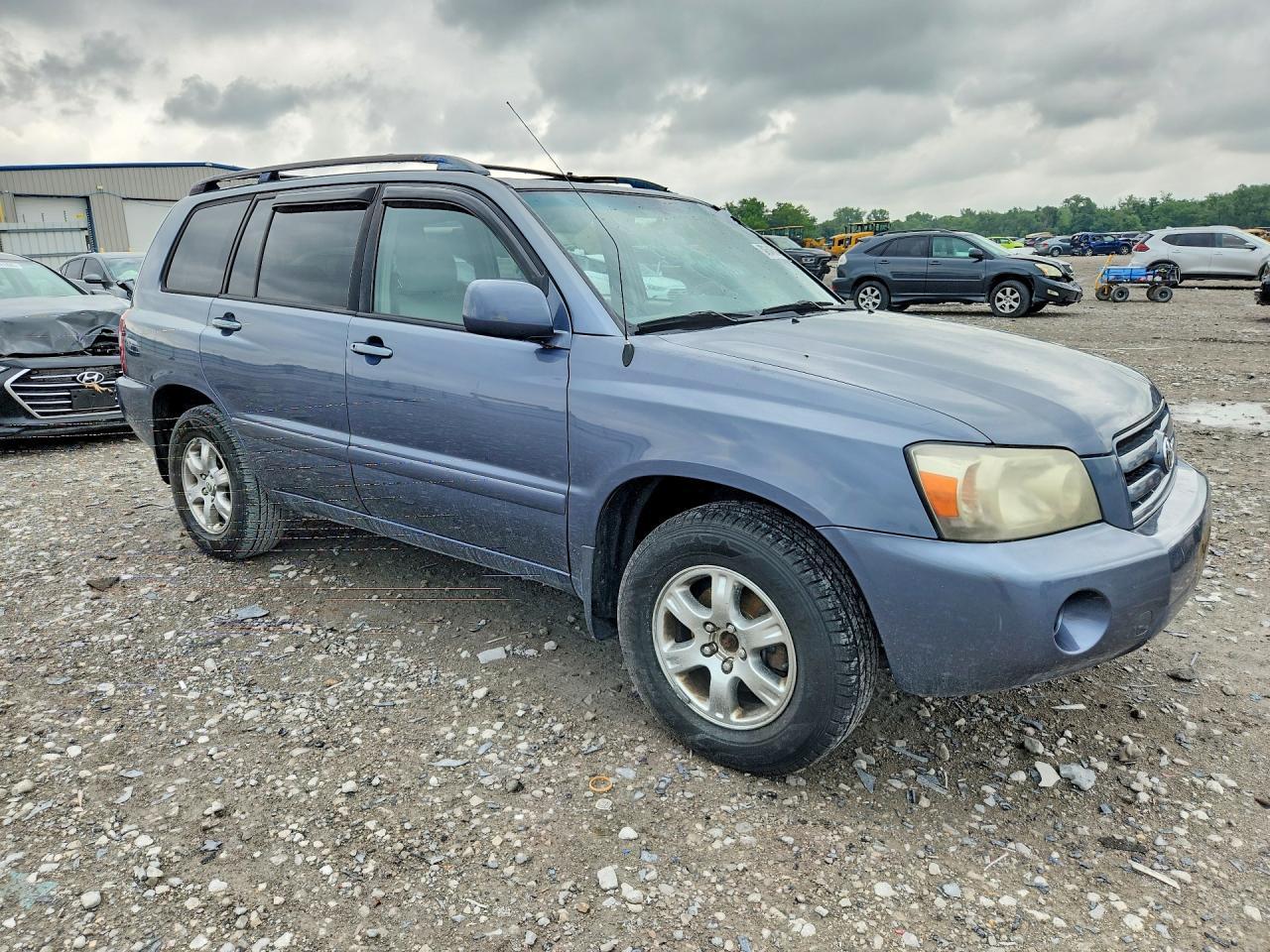 2006 TOYOTA HIGHLANDER