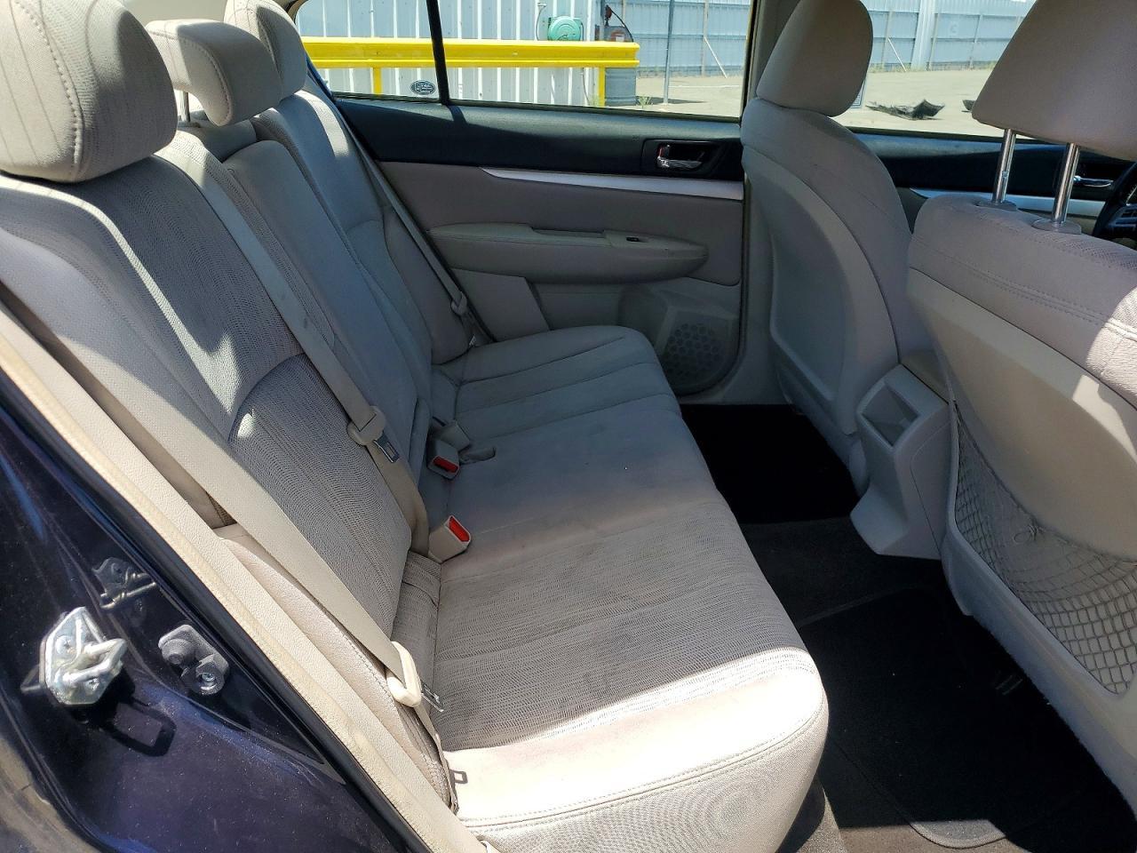 2013 SUBARU Legacy