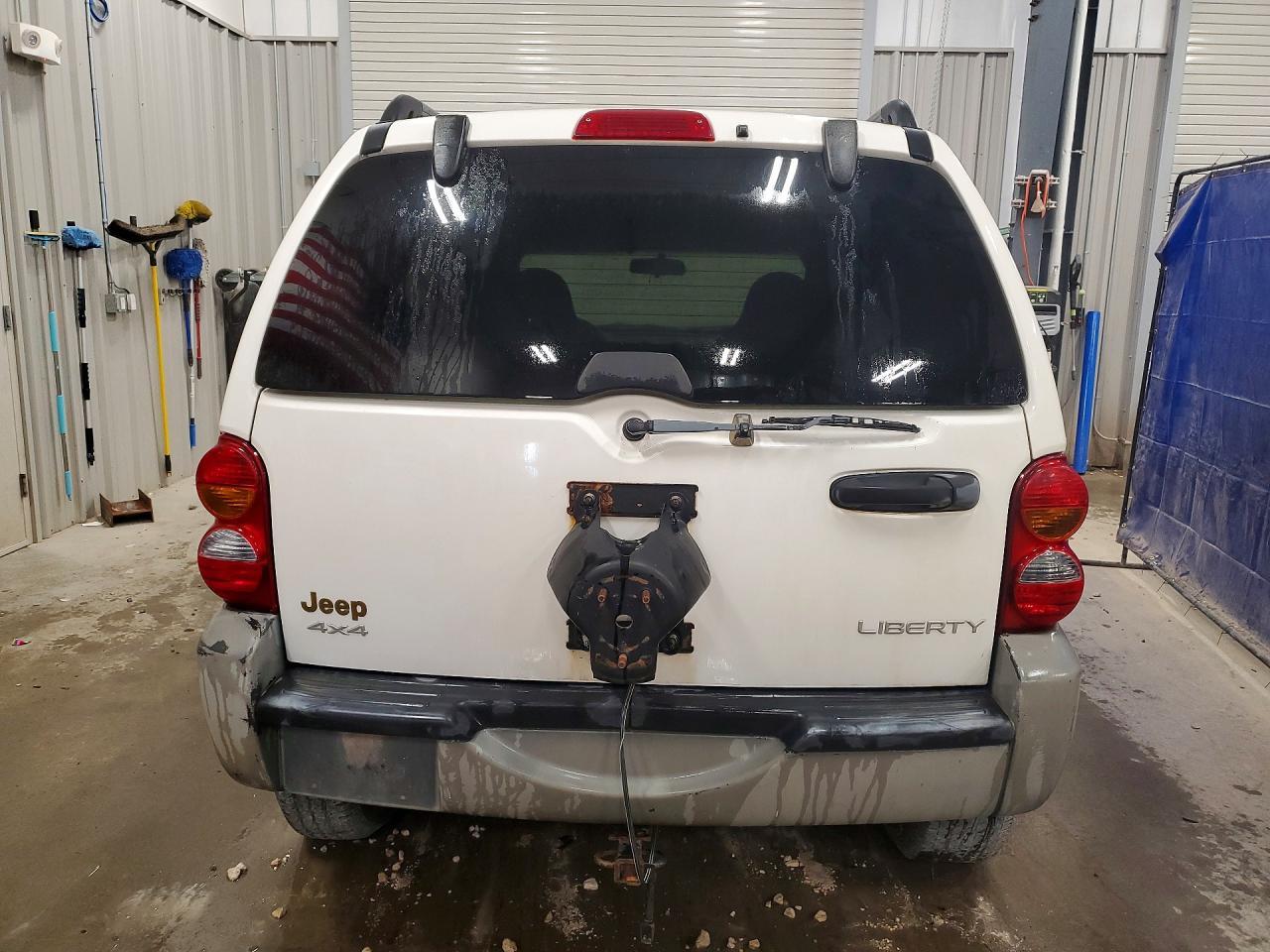 2004 JEEP Liberty