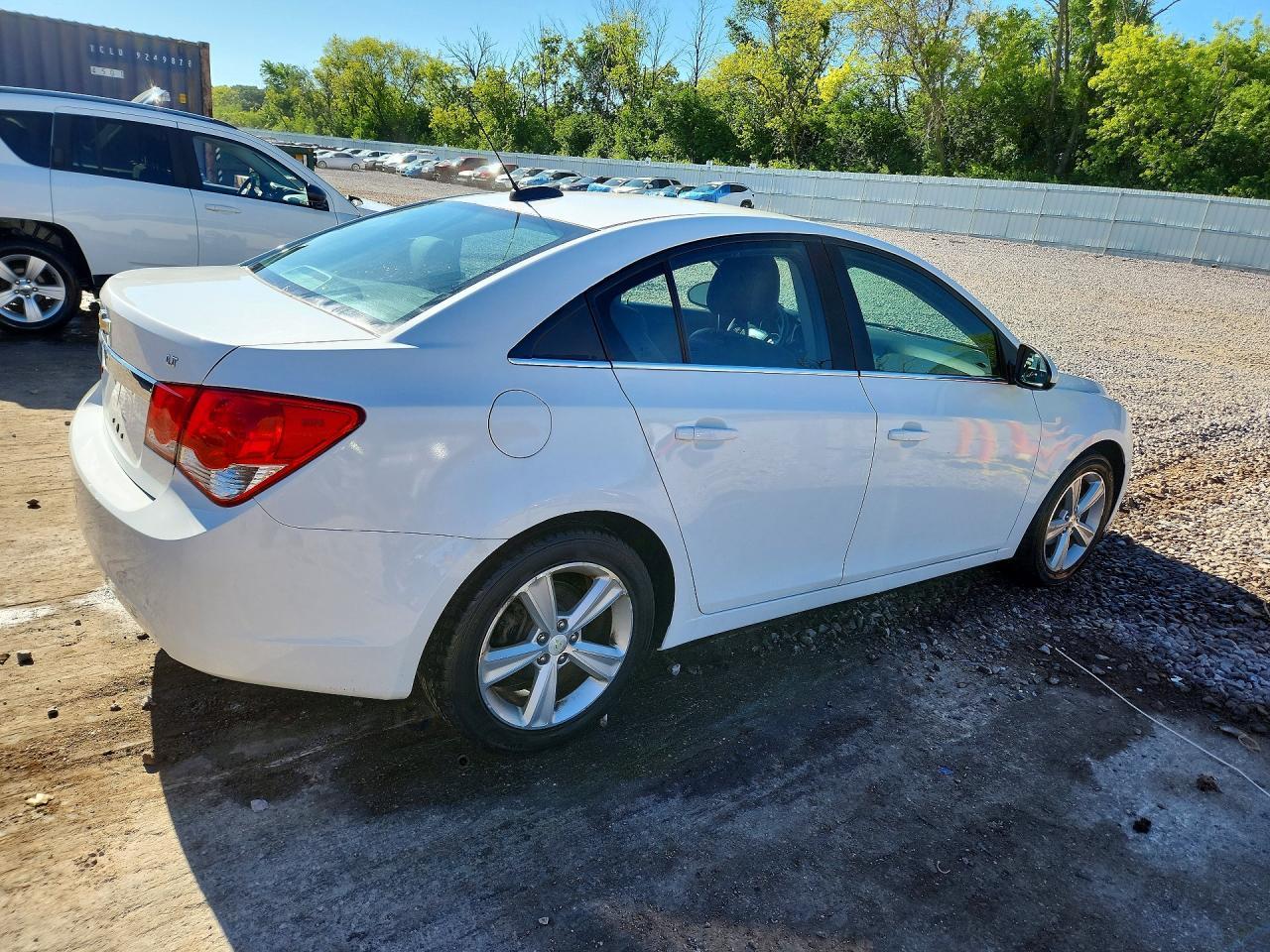 2015 CHEVROLET CRUZE