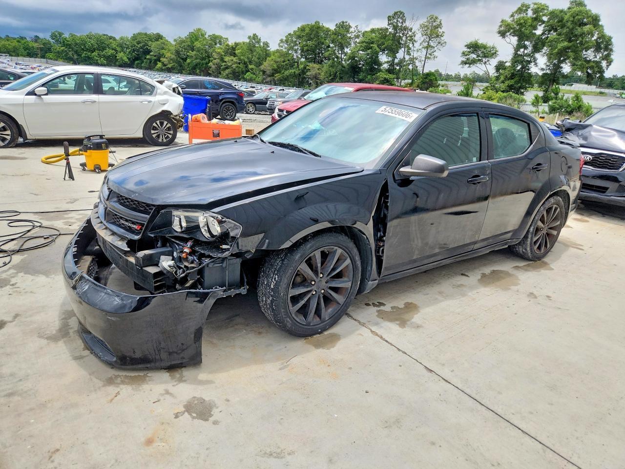 2014 DODGE Avenger