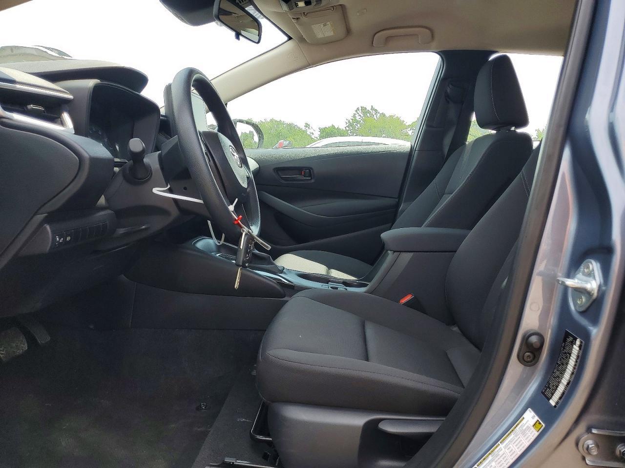 2025 TOYOTA COROLLA