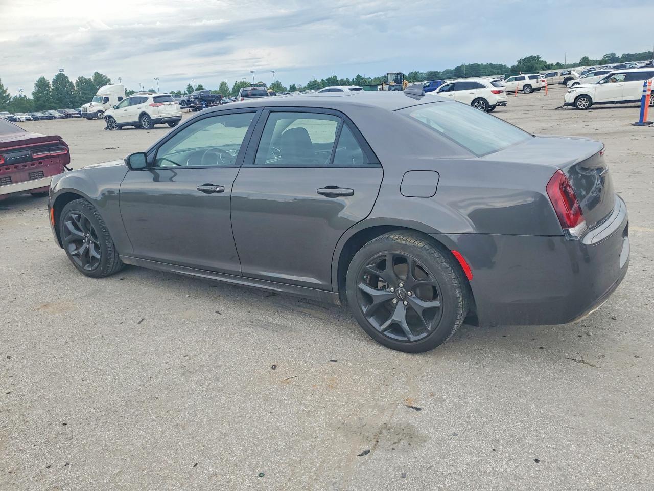 2022 CHRYSLER 300