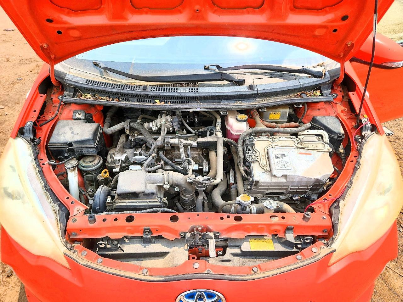 2012 TOYOTA Prius c