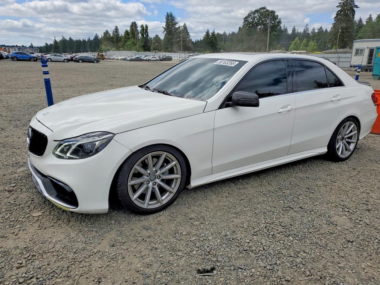 2015 MERCEDES-BENZ E-Class