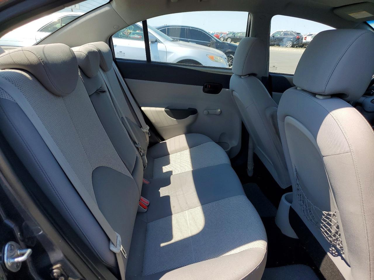 2011 HYUNDAI ACCENT