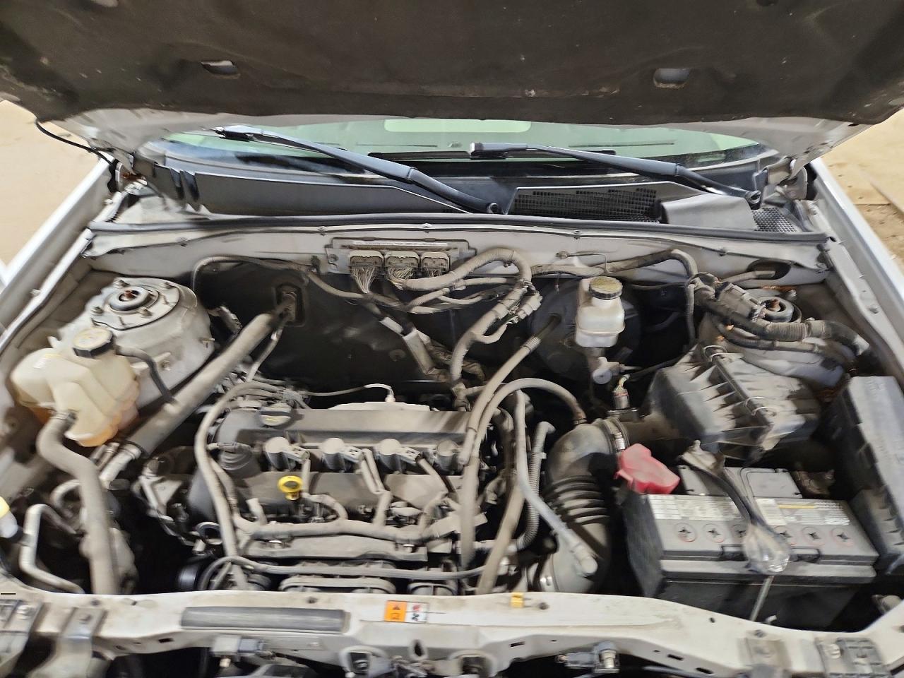 2010 FORD ESCAPE