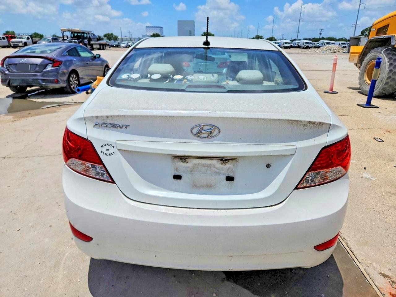 2013 HYUNDAI ACCENT