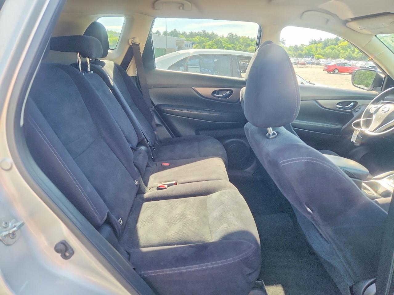 2016 NISSAN ROGUE
