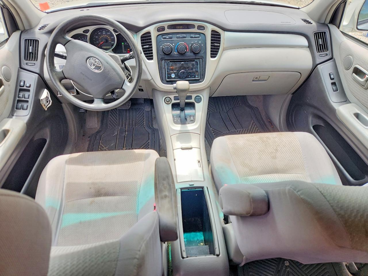 2005 TOYOTA HIGHLANDER