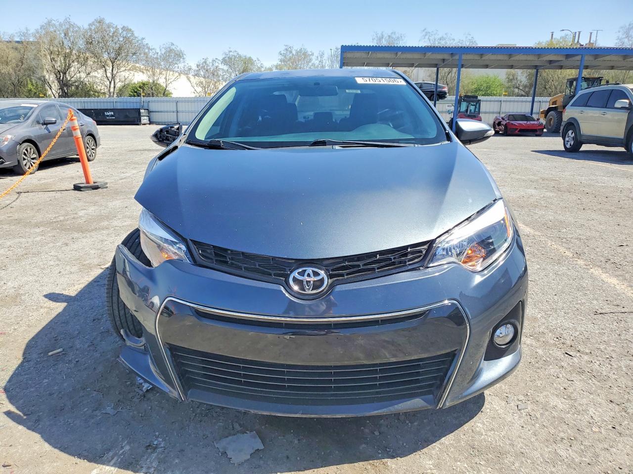 2015 TOYOTA COROLLA