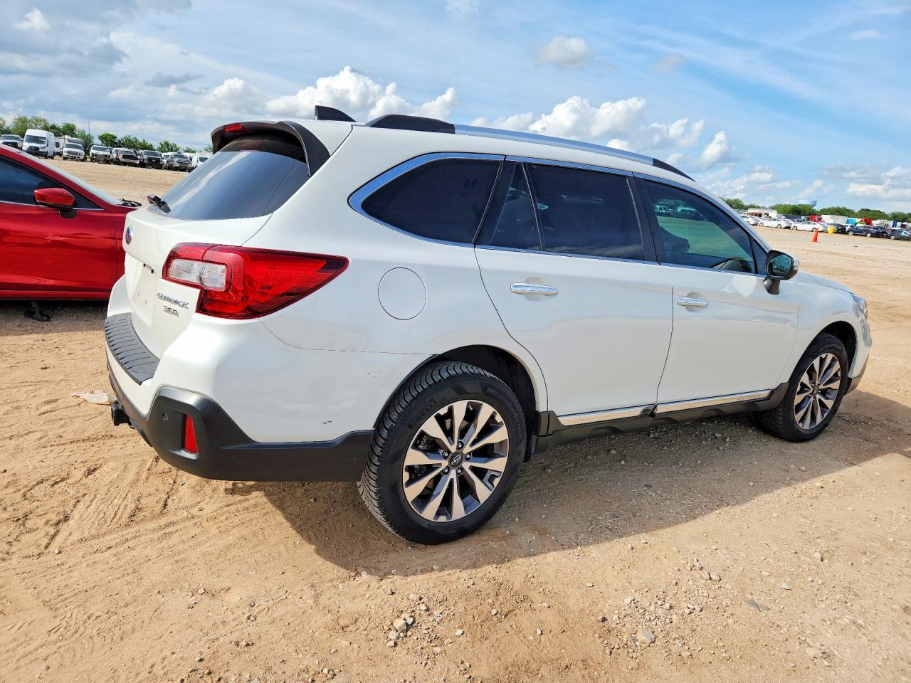 2019 SUBARU Outback