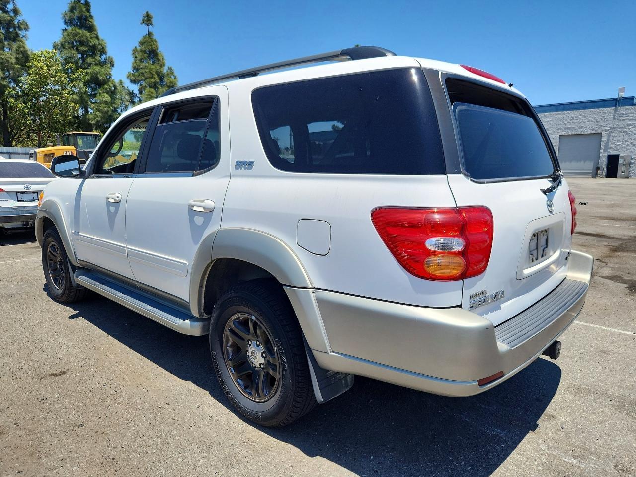 2003 TOYOTA Sequoia