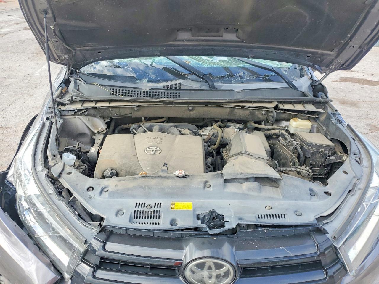 2018 TOYOTA HIGHLANDER