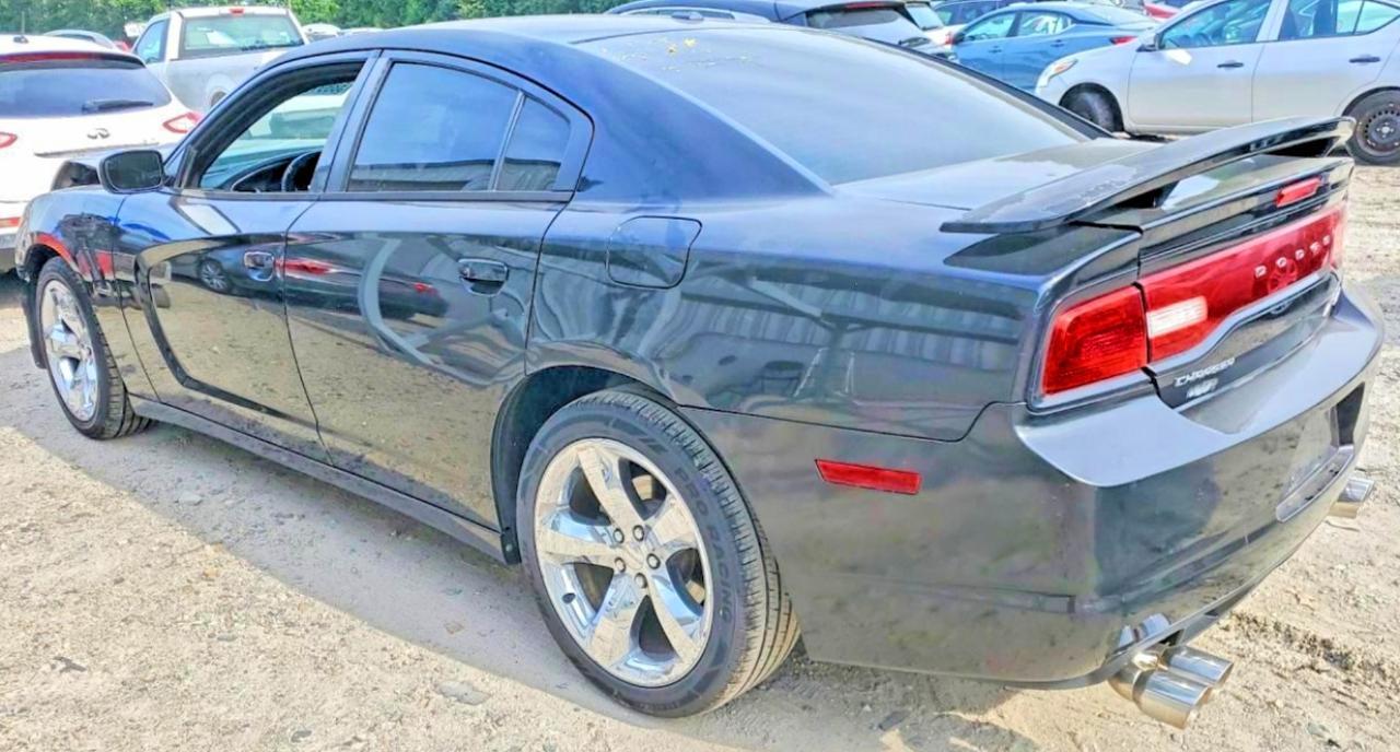 2013 DODGE CHARGER