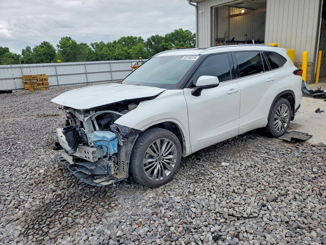 2022 TOYOTA HIGHLANDER