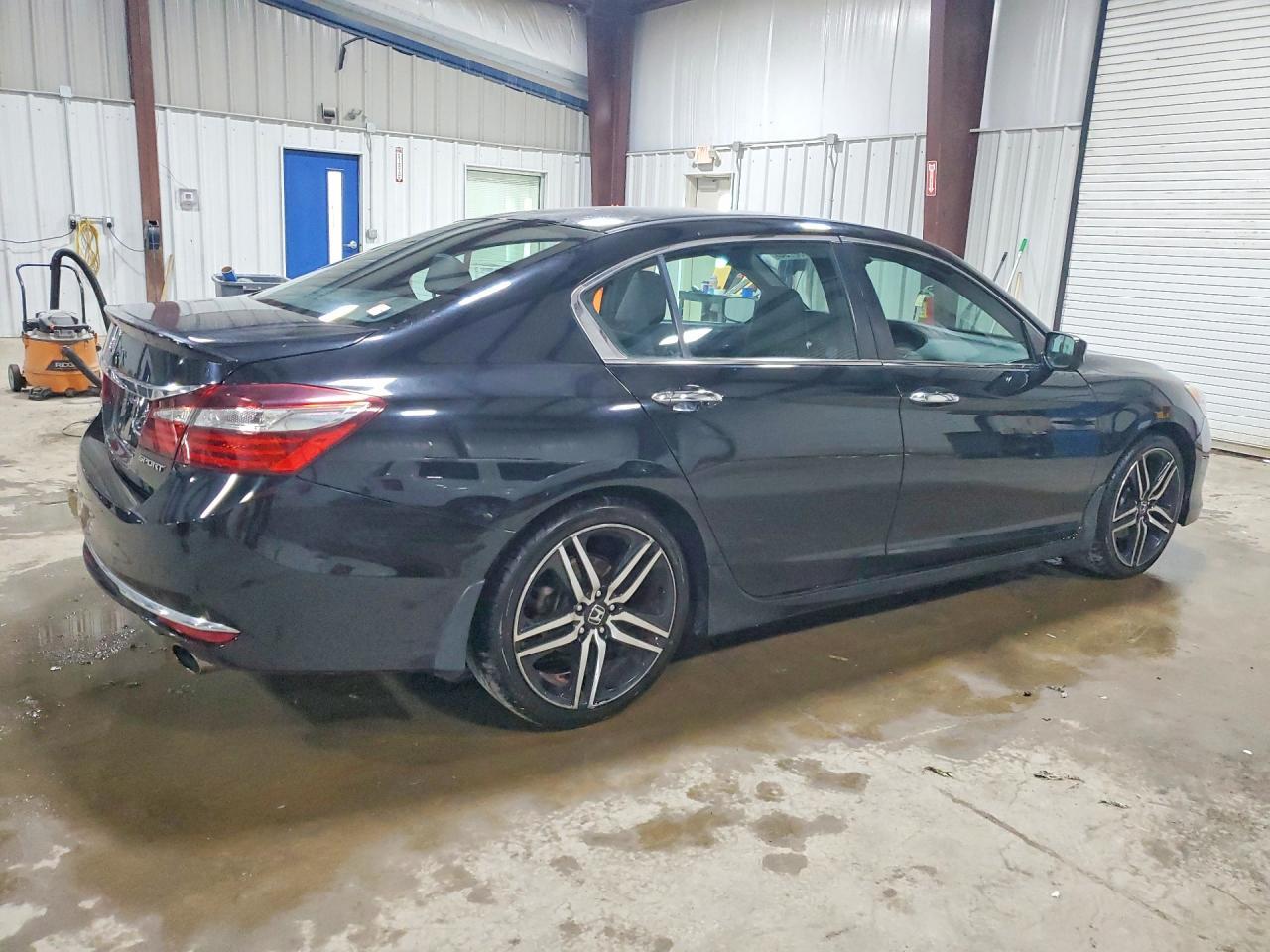 2016 HONDA ACCORD