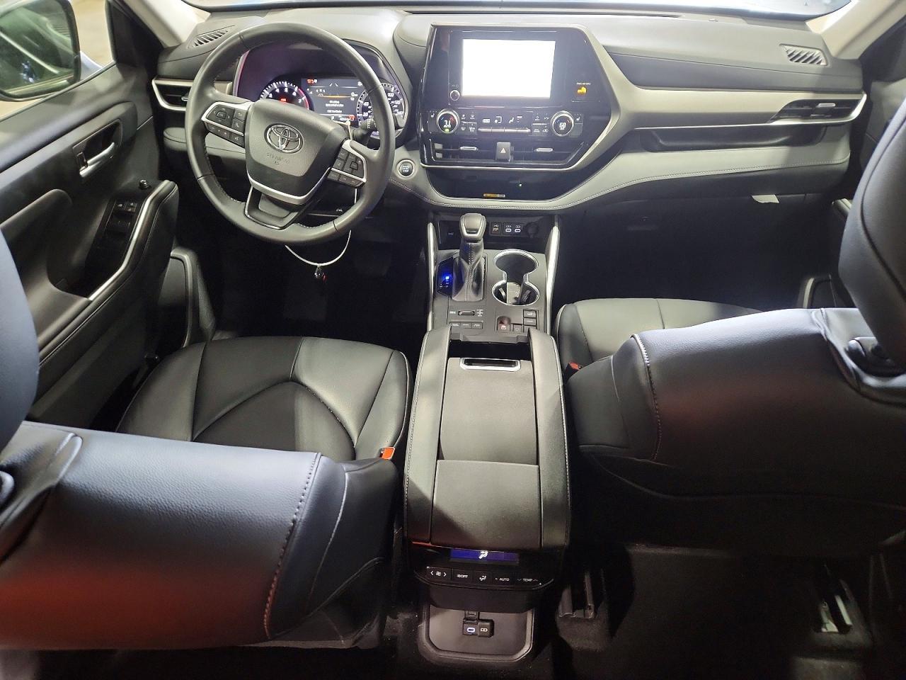 2024 TOYOTA HIGHLANDER