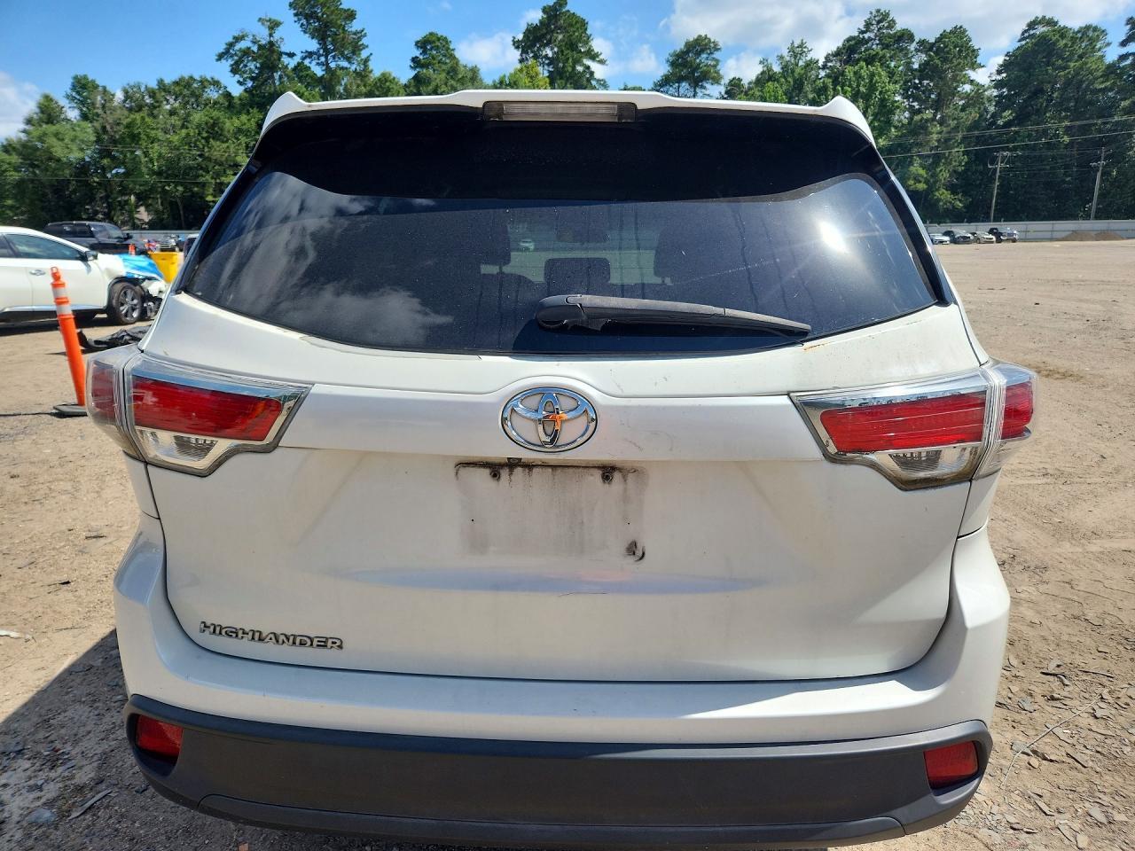 2015 TOYOTA HIGHLANDER