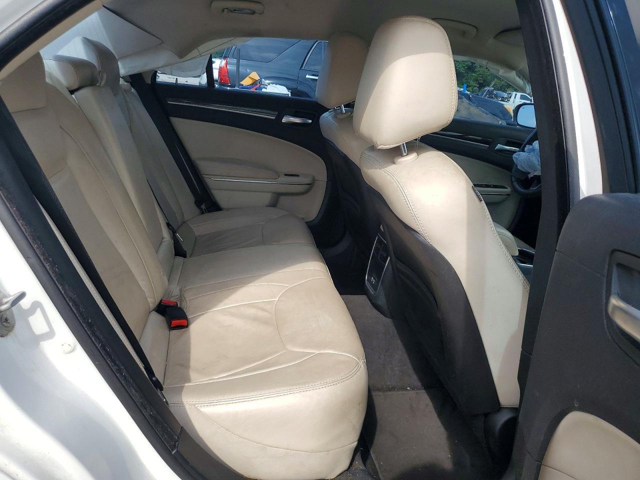 2015 CHRYSLER 300