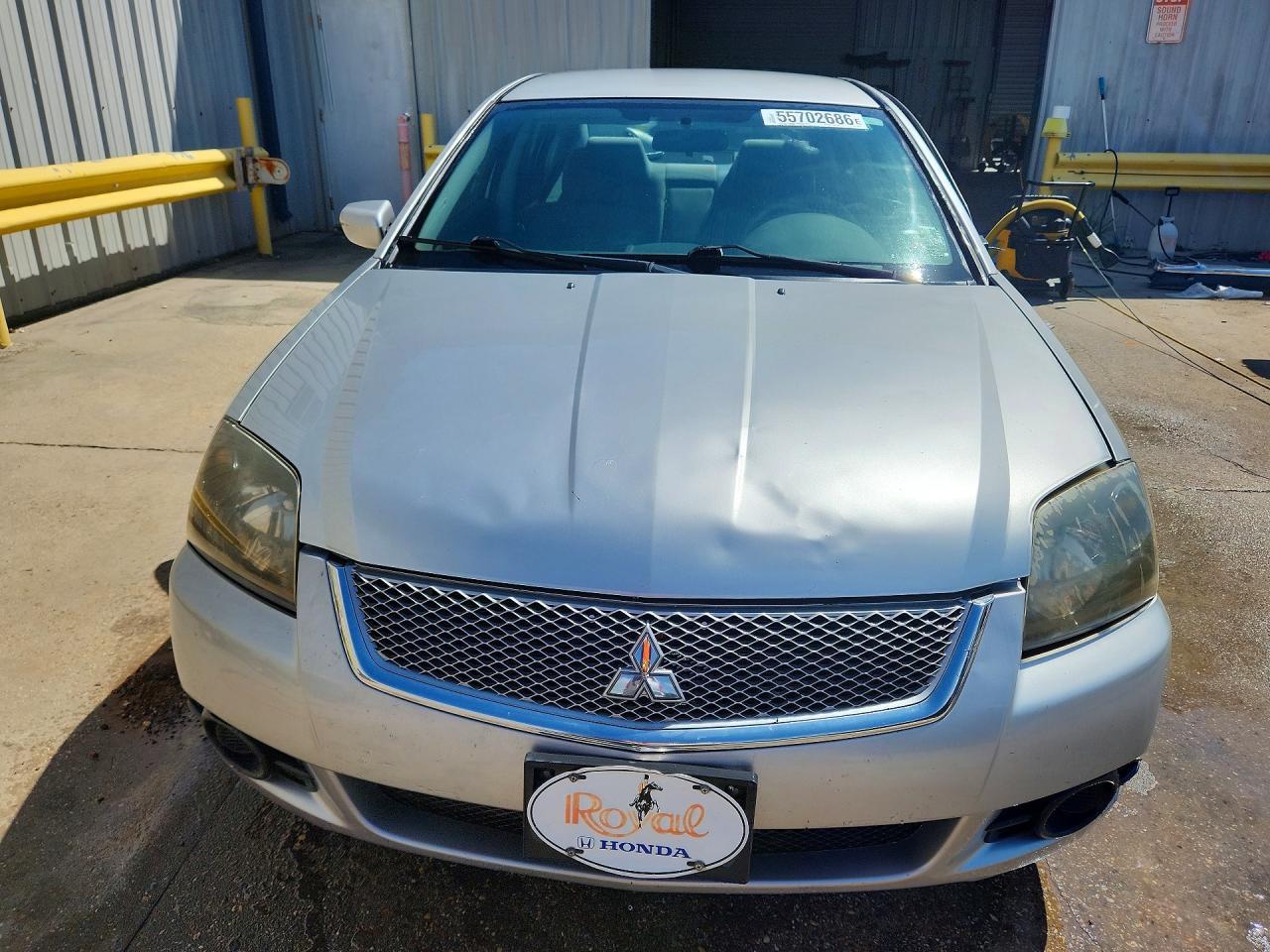 2011 MITSUBISHI Galant