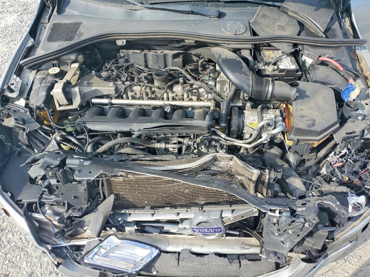 2013 VOLVO S60