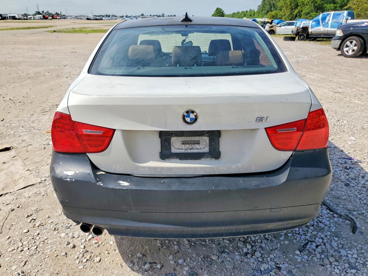 2011 BMW 3 SERIES
