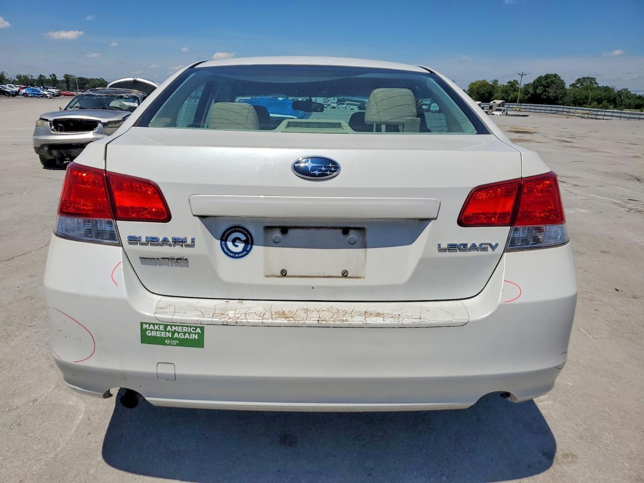 2013 SUBARU Legacy