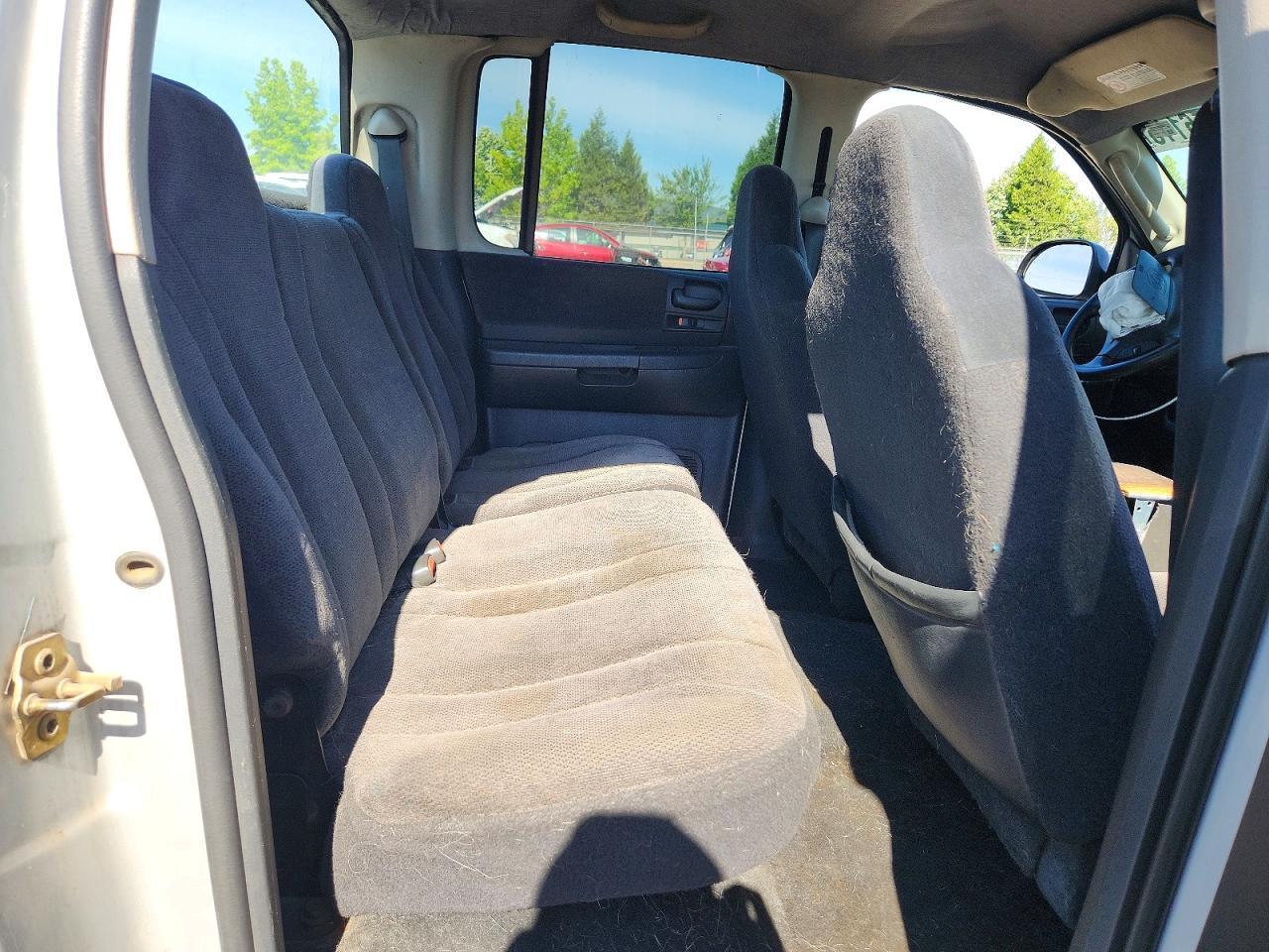 2003 DODGE Dakota