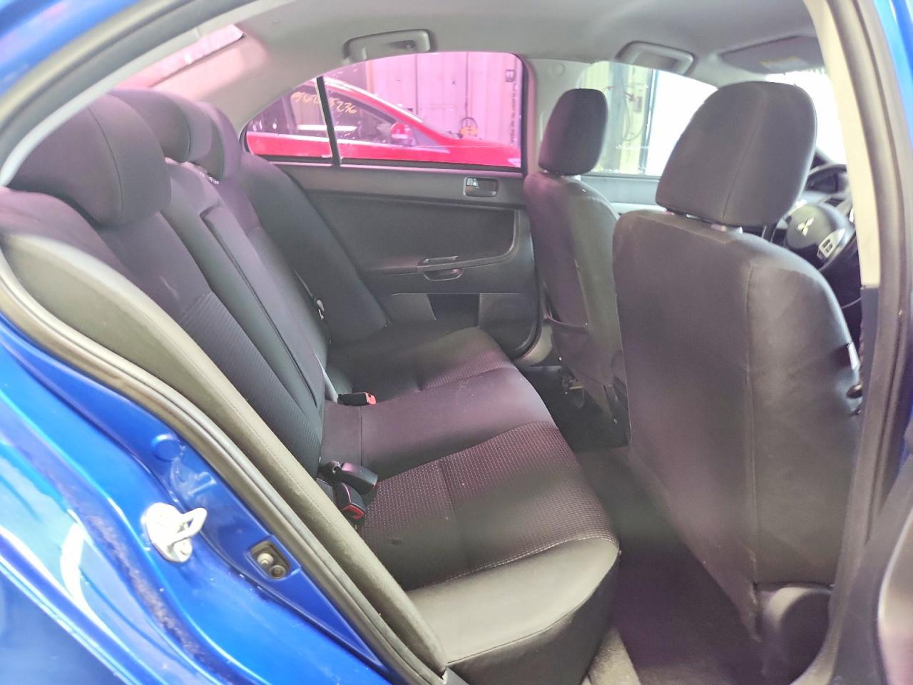 2011 MITSUBISHI LANCER